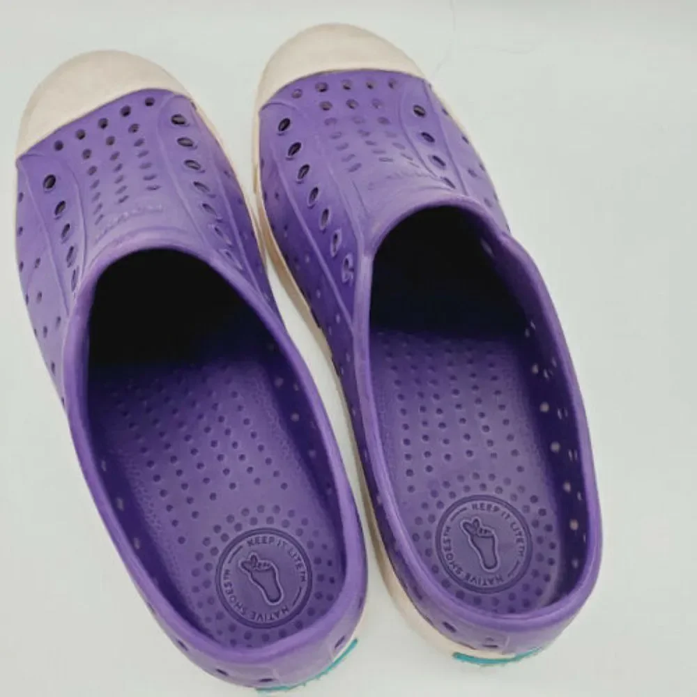 Native Unisex Kids Perforated Slip On Shoes Sz J3